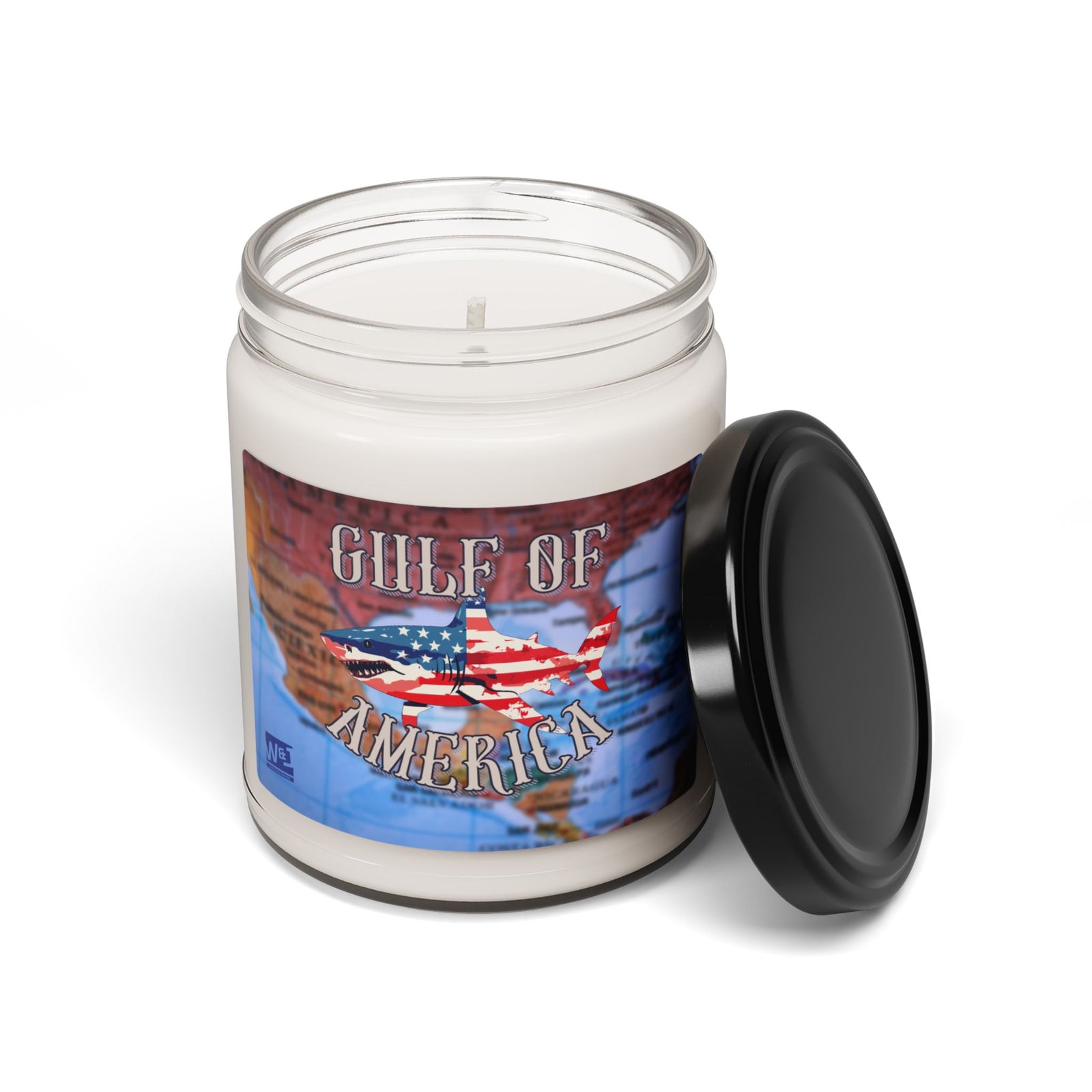 Walton & Johnson: Gulf of America Shark Candle, 9oz