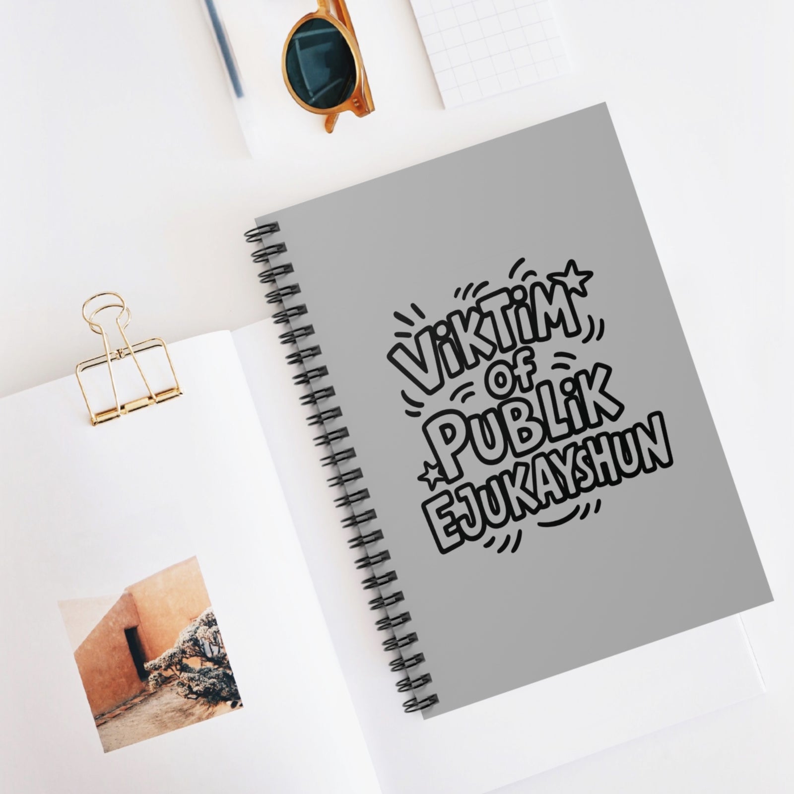 Walton & Johnson: Publik Ejukayshun Notebook